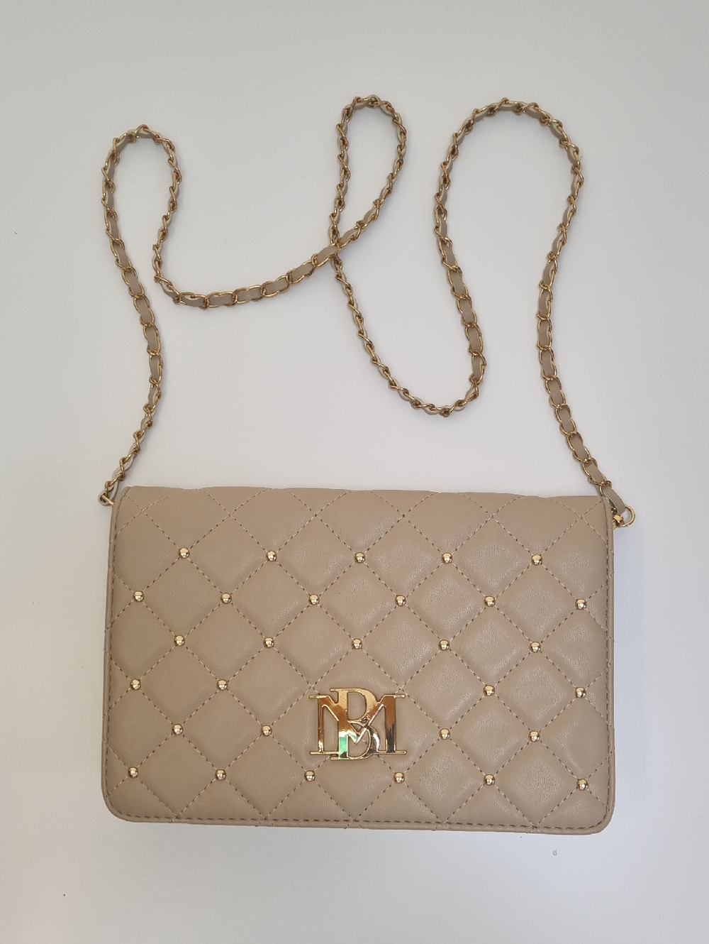 Badgley Mischka Quilted Beige Crossbody with Gold Chain